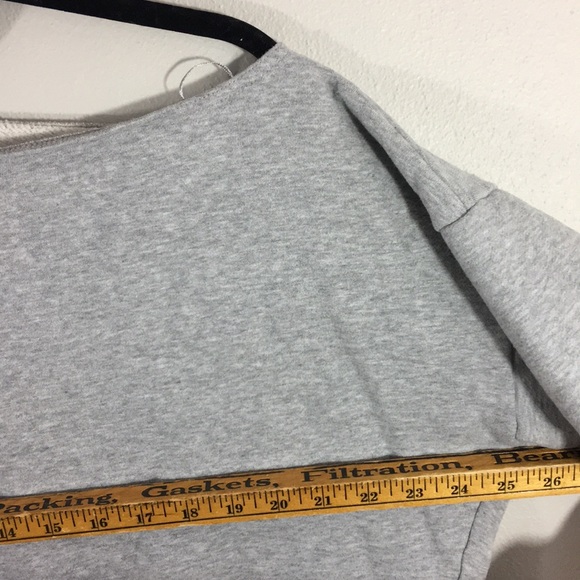 Two by Vince Camuto grey crew cold shoulder Sz XL - Picture 5 of 8